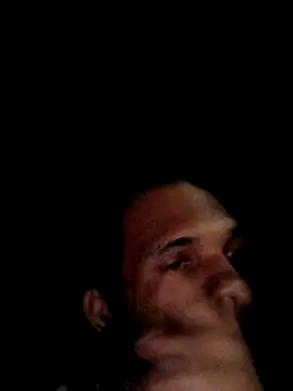 Snapshot of Fernando6e chatting on 10-18-25, 04:37 Fernando6e online show from 10-18-25, 04:37