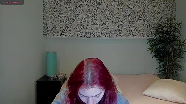 Miss you kiss online show from 01-30-25, 01:11