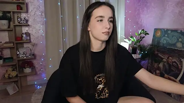 AuroraAksnesss online show from 12-13-24, 03:21