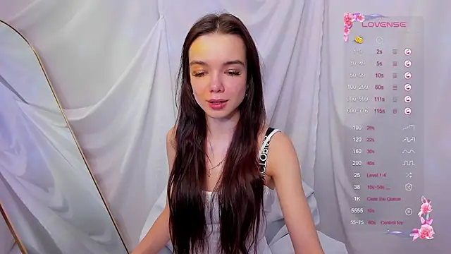 Snapshot of LizaTheButter chatting on 02-26-25, 08:26 LizaTheButter online show from 02-26-25, 08:26