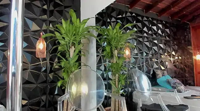 rihannagil online show from 12-09-24, 06:35