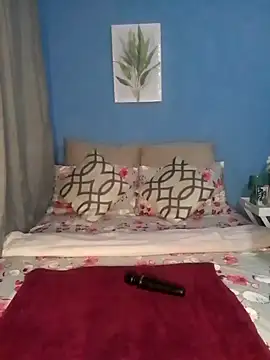 NunuBerry16 online show from 02-22-25, 12:16