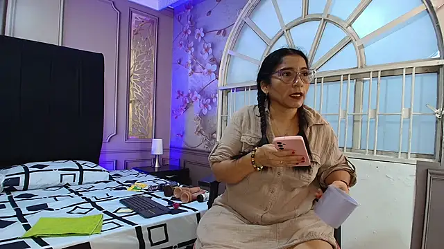 mature bigass   online show from 12-17-25, 11:38