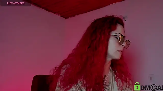 Snapshot of Borbala_Iggy chatting on 12-31-24, 12:43 Borbala Iggy online show from 12-31-24, 12:43