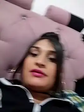 Snapshot of Pussycat_9999 chatting on 12-07-24, 05:42 Pussycat 9999 online show from 12-07-24, 05:42