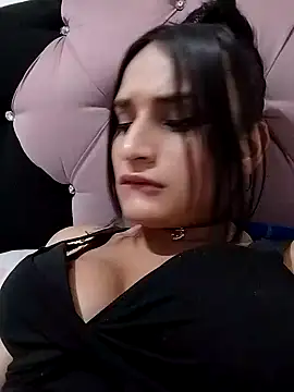 Snapshot of Pussycat_9999 chatting on 12-16-24, 07:32 Pussycat 9999 online show from 12-16-24, 07:32