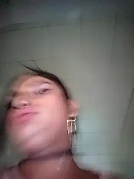 Snapshot of Pussycat_9999 chatting on 12-24-24, 04:19 Pussycat 9999 online show from 12-24-24, 04:19