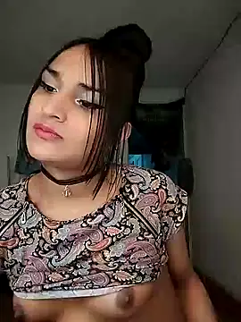 Snapshot of Pussycat_9999 chatting on 01-03-25, 04:48 Pussycat 9999 online show from 01-03-25, 04:48