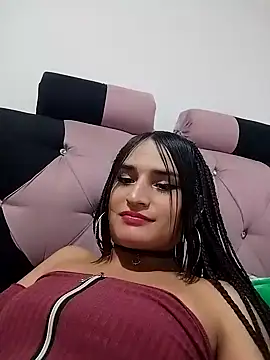 Snapshot of Pussycat_9999 chatting on 01-20-25, 04:01 Pussycat 9999 online show from 01-20-25, 04:01