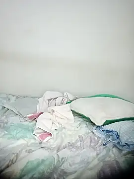 Snapshot of Pussycat_9999 chatting on 03-15-25, 09:05 Pussycat 9999 online show from 03-15-25, 09:05