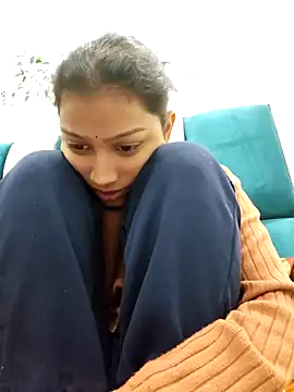 Snapshot of Aleena_Rai chatting on 12-14-24, 05:36 Aleena Rai online show from 12-14-24, 05:36