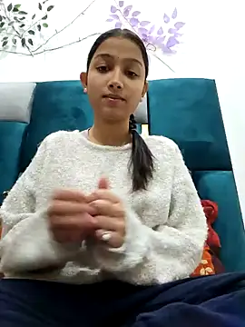 Snapshot of Aleena_Rai chatting on 01-07-25, 07:17 Aleena Rai online show from 01-07-25, 07:17