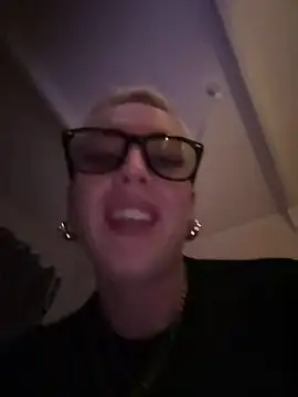 Snapshot of Barbie_26 chatting on 01-09-25, 10:31 Barbie 26 online show from 01-09-25, 10:31