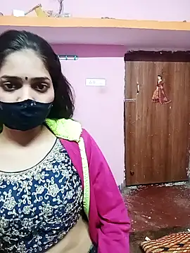 Snapshot of Cute-Simmi chatting on 12-25-24, 07:46 Cute-Simmi online show from 12-25-24, 07:46