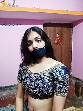 Snapshot of Cute-Simmi chatting on 12-31-24, 12:36 Cute-Simmi online show from 12-31-24, 12:36