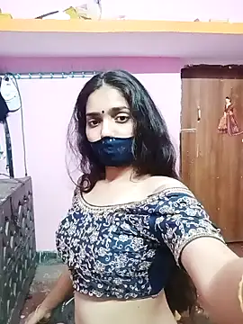 Snapshot of Cute-Simmi chatting on 01-18-25, 11:43 Cute-Simmi online show from 01-18-25, 11:43