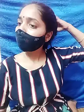 Snapshot of Cute-Simmi chatting on 01-25-25, 04:46 Cute-Simmi online show from 01-25-25, 04:46