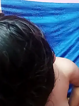 Snapshot of Cute-Simmi chatting on 02-02-25, 07:09 Cute-Simmi online show from 02-02-25, 07:09