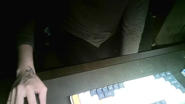 Snapshot of Ryan67533 chatting on 12-14-24, 12:55 Ryan67533 online show from 12-14-24, 12:55