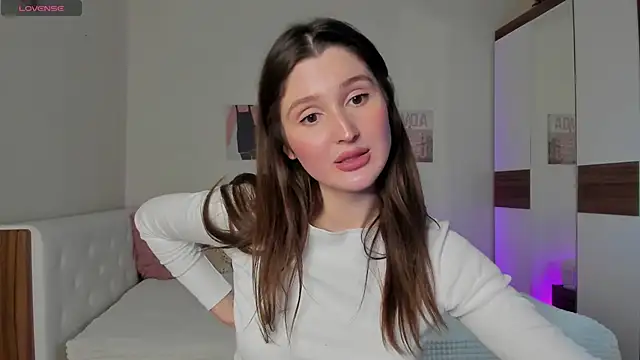 tender babyy online show from 01-31-25, 02:28