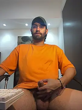 Snapshot of Dirtyboyhot chatting on 02-26-26, 04:22 Dirtyboyhot online show from 02-26-26, 04:22