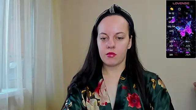 Sabrina Lavv online show from 10-21-25, 08:26