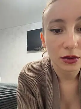 viviandaimond1 online show from 10-11-25, 04:27