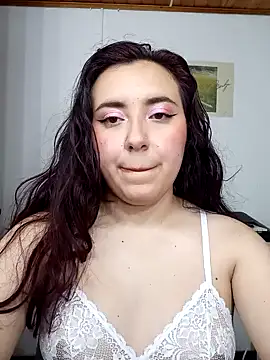 Emi chik online show from 01-26-25, 02:14