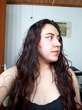 Emi chik online show from 09-11-25, 11:21