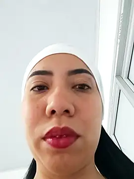 Sweet hot mia online show from 11-18-25, 01:26