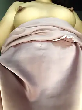 Hue87 online show from 11-16-25, 02:11