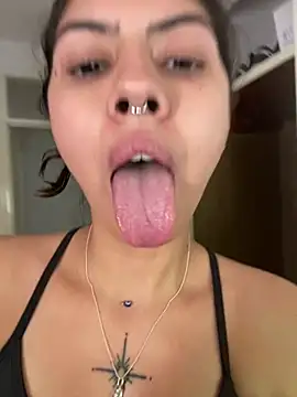 Snapshot of Argentiiniita chatting on 12-20-24, 08:34 Argentiiniita online show from 12-20-24, 08:34