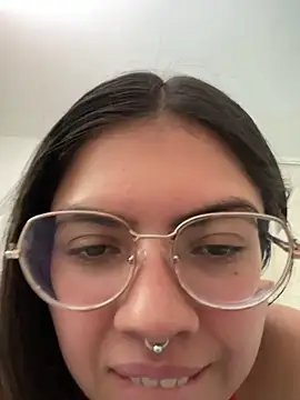 Snapshot of Argentiiniita chatting on 01-06-25, 07:35 Argentiiniita online show from 01-06-25, 07:35