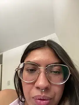 Snapshot of Argentiiniita chatting on 01-12-25, 08:14 Argentiiniita online show from 01-12-25, 08:14