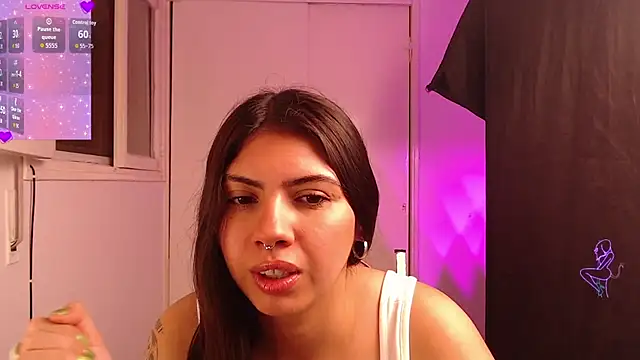 Snapshot of Argentiiniita chatting on 09-13-25, 11:59 Argentiiniita online show from 09-13-25, 11:59