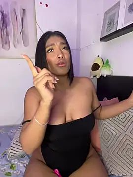 Isabella fasilier online show from 02-19-25, 11:46