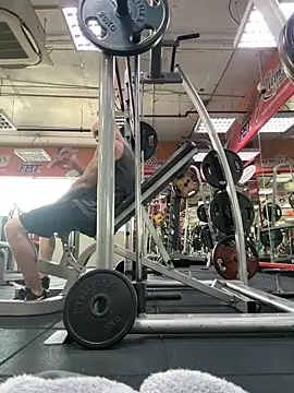 luv2masterb8247 online show from 12-08-24, 02:07