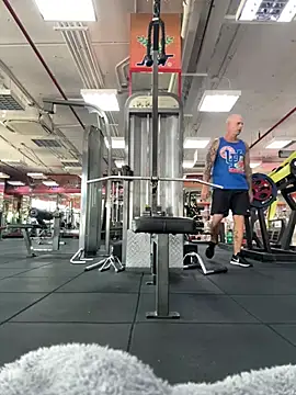 luv2masterb8247 online show from 12-09-24, 02:02