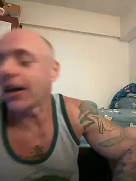 luv2masterb8247 online show from 12-23-24, 04:33