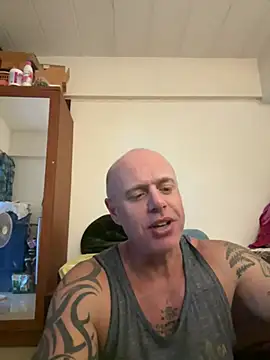 luv2masterb8247 online show from 01-09-25, 04:30