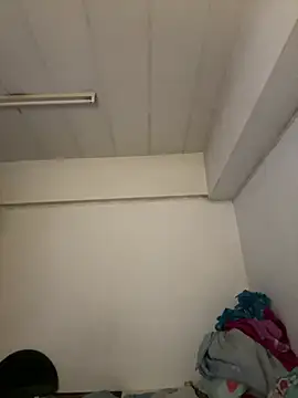 luv2masterb8247 online show from 01-14-25, 04:15