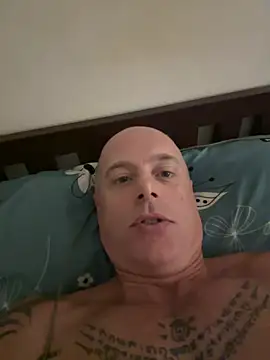 luv2masterb8247 online show from 01-23-25, 12:46