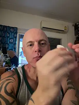 luv2masterb8247 online show from 02-07-25, 04:27