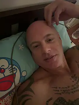 luv2masterb8247 online show from 02-10-25, 12:41