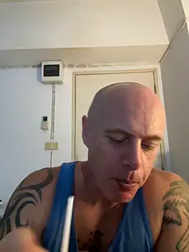 luv2masterb8247 online show from 02-25-25, 05:08