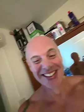 luv2masterb8247 online show from 02-26-25, 06:47