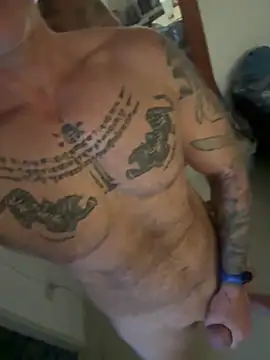 luv2masterb8247 online show from 02-27-25, 07:34