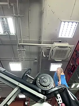 luv2masterb8247 online show from 03-05-25, 02:03