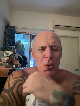 luv2masterb8247 online show from 03-11-25, 05:16