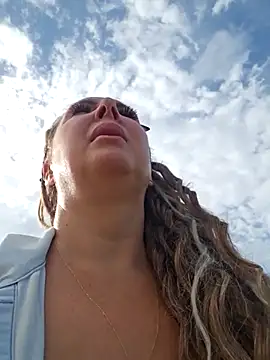 Snapshot of MariaRichi_ chatting on 09-09-25, 07:19 MariaRichi  online show from 09-09-25, 07:19